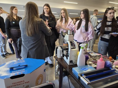 Wszystko o studiowaniu na UMK. Kliknij, aby powiększyć zdjęcie.